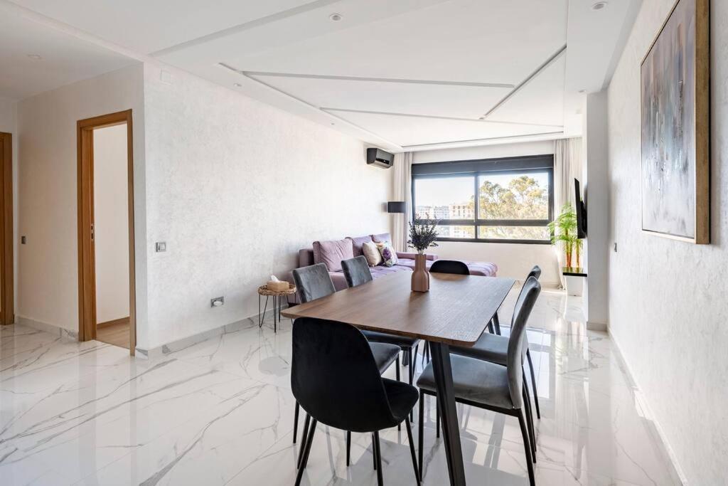 Superb & Sunny 2Br & 2Ba Apt. W/ Seaview, Malabata Tangier Exterior photo