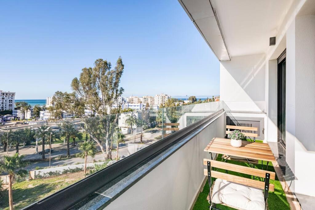Superb & Sunny 2Br & 2Ba Apt. W/ Seaview, Malabata Tangier Exterior photo